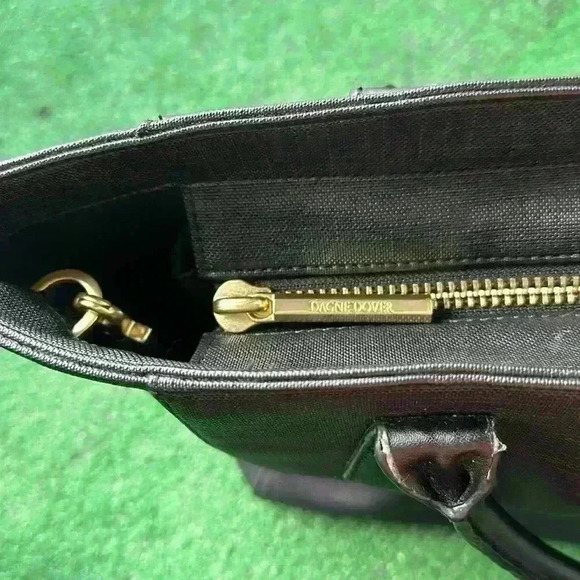 DAGNE DOVER - Picture 9 of 9